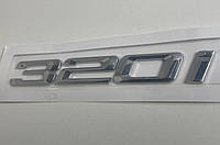 Эмблема надпись на багажник 320i (хром) на BMW.