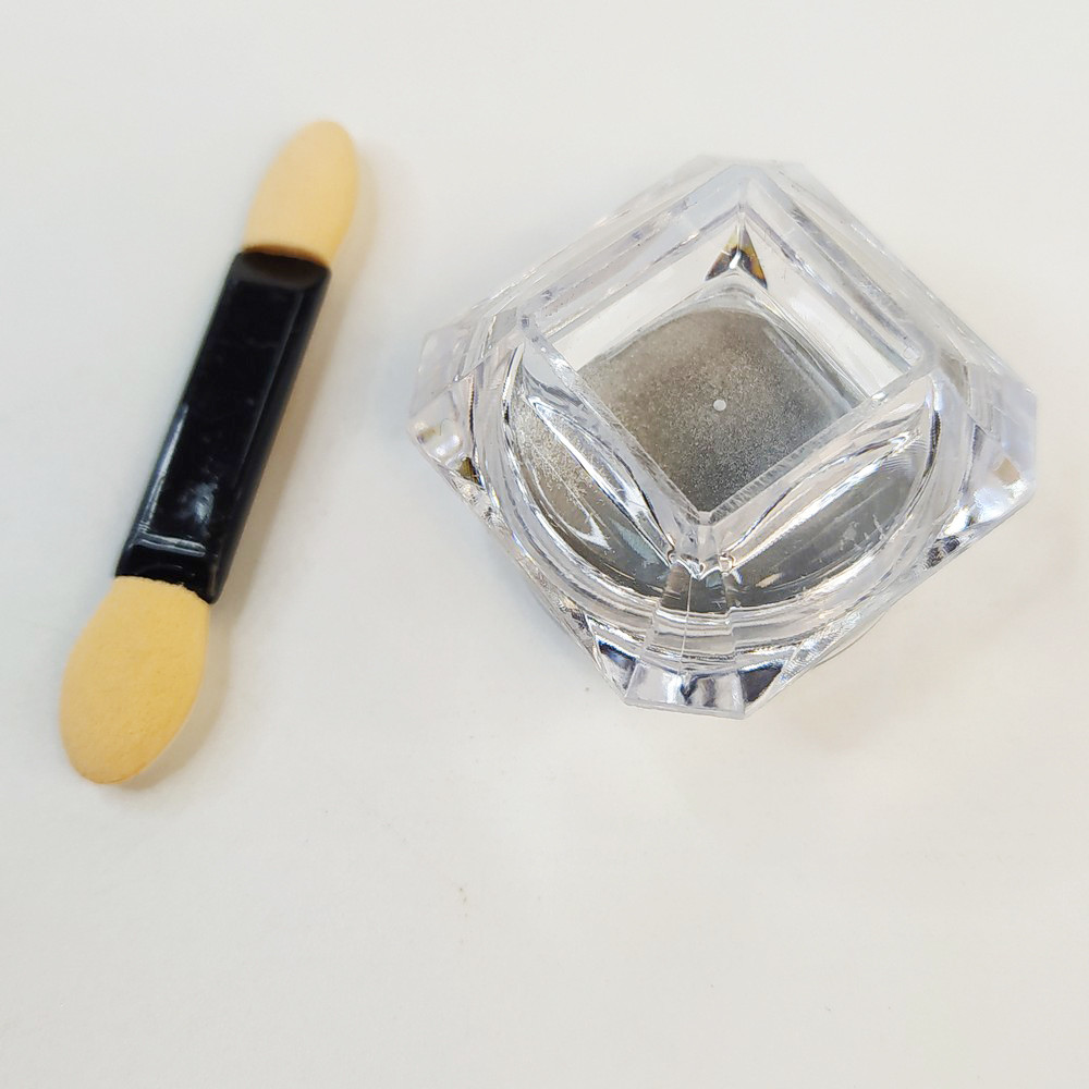 Втирання для нігтів Lilly Beaute, Серебро