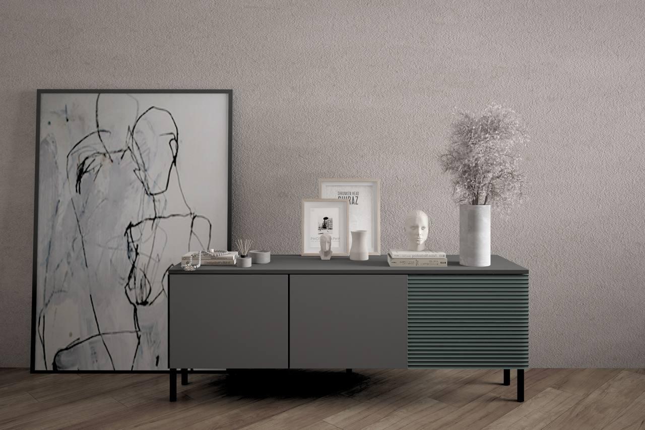 Комод в спальню вітальню кімнату з  дверцятами сучасний закритий комод Грей комоди для речей фасади МДФ  1540х380х765 мм