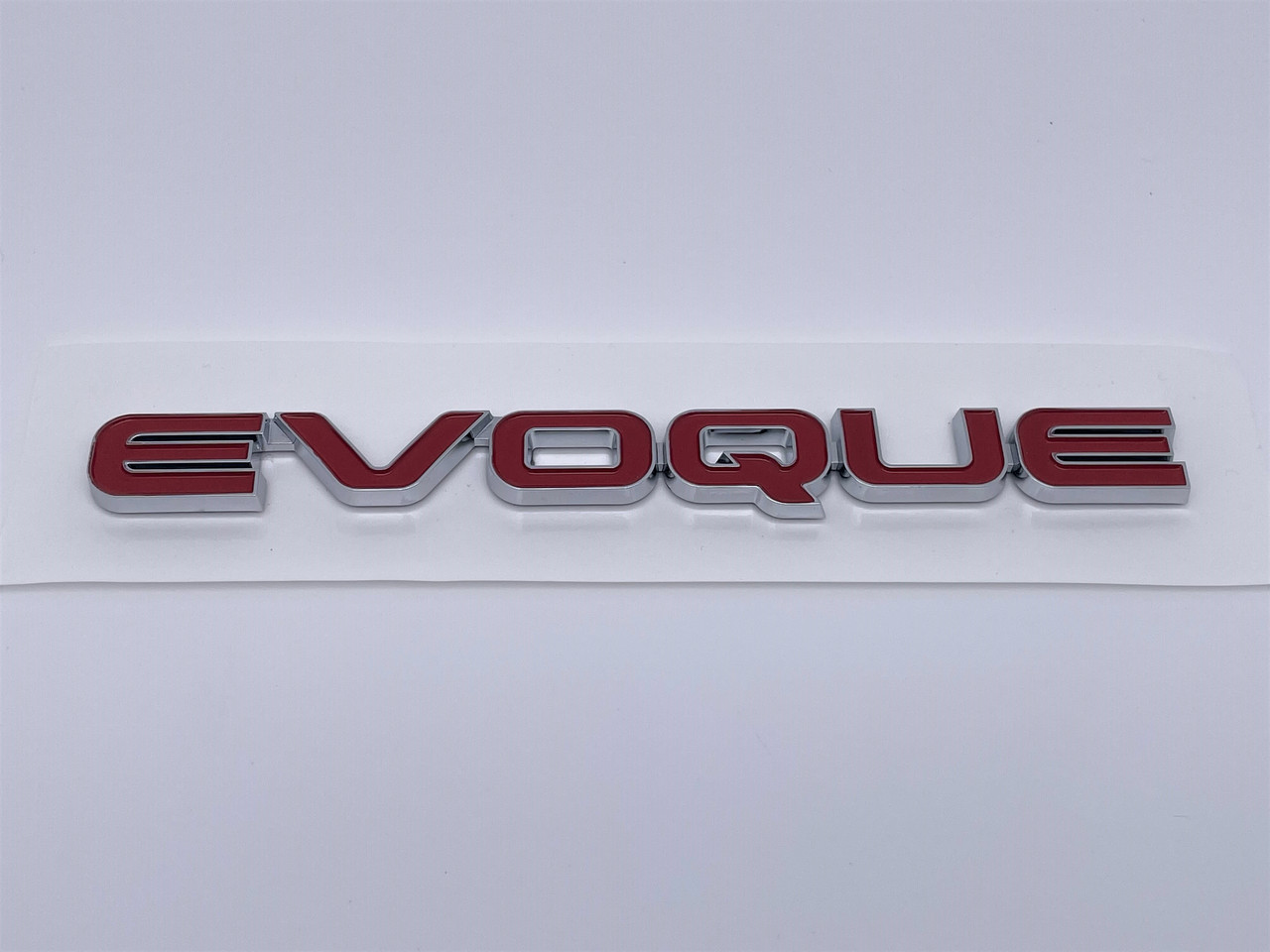 Емблема напис шильдик логотип EVOQUE Range Rover (Ренж Ровер) Land Rover (Ленд Ровер) (Хром + червоний)