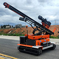 Самохідна палебійна установка для забивання паль панелей сонячних батарей DEL-MAK