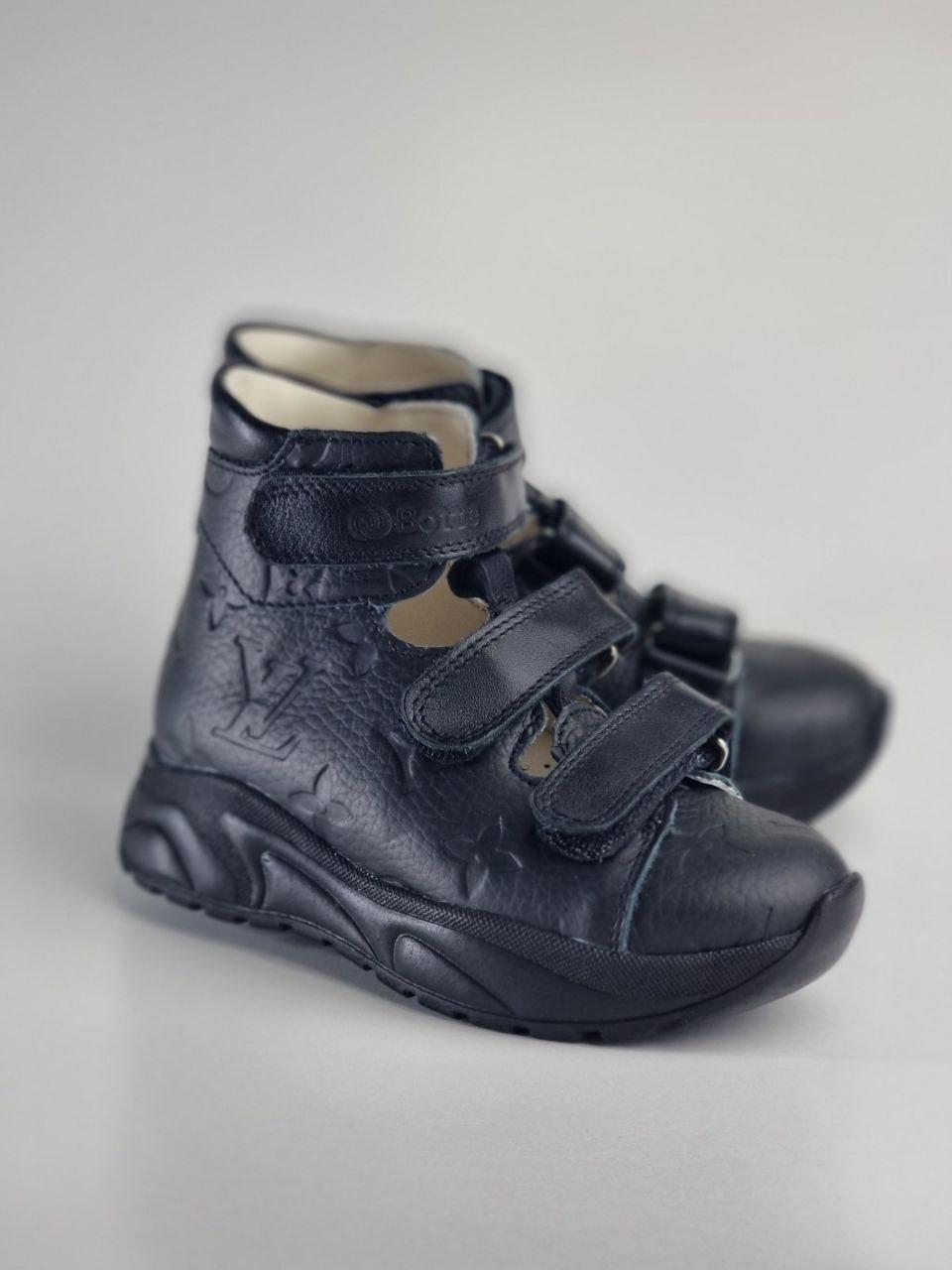 Ортопедичні дитячі туфлі кросівки