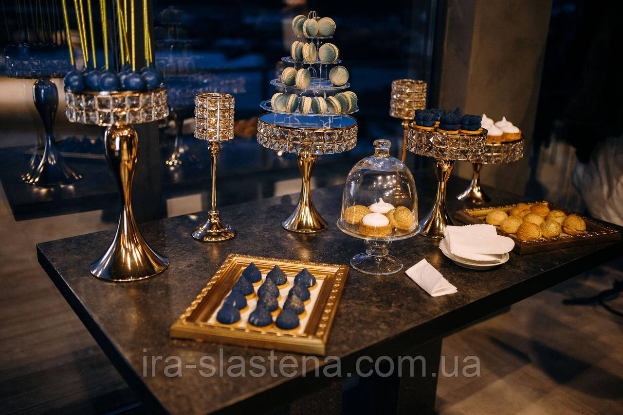 Весільний Кенді бар (Candy Bar) у синьому кольорі