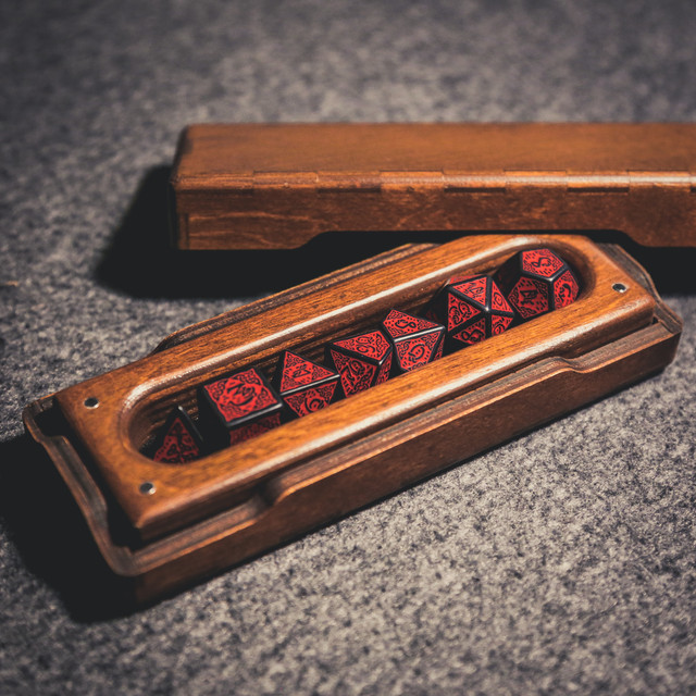 Коробка для кубиків D&D