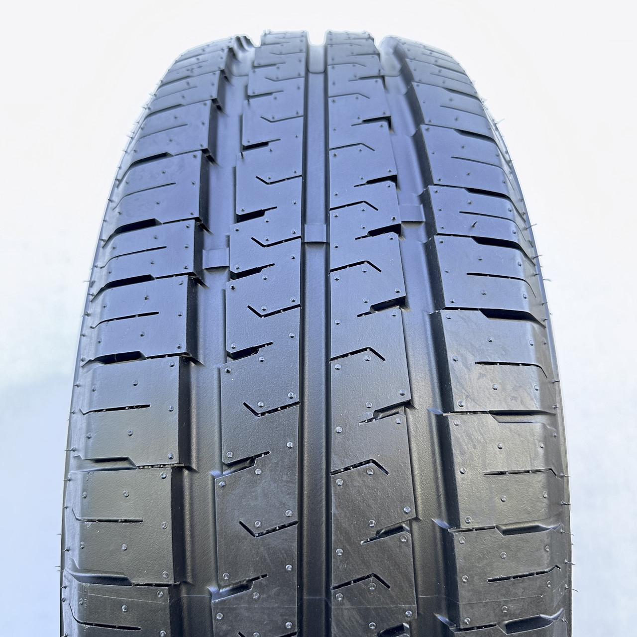 Літні шини 195/70 R15C Sailun Commercio PRO (104/102R) 2022, China