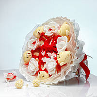 Букет из игрушек Мишки с конфетами Рафаэлло 5 в красно-белом 5175IT, Time Toys