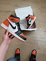 Кроссовки женские оранжевые с черным Nike Air Jordan 1 Retro Orange. Обувь унисекс Найк Аир Джордан 1 Ретро 38