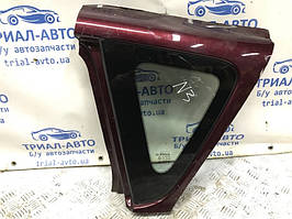 Скло в кузов заднє ліве Renault