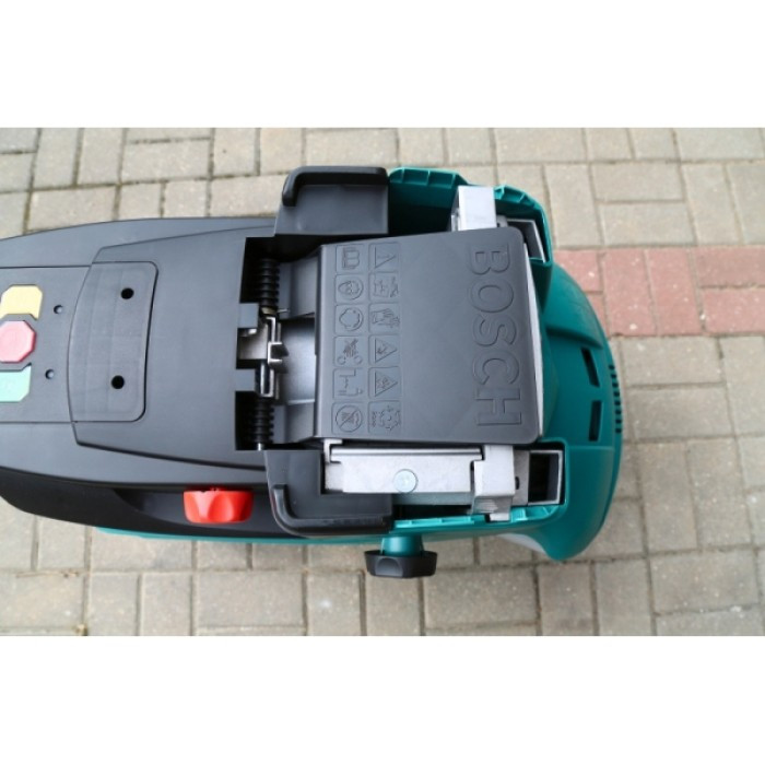 Садовый измельчитель Bosch AXT 25 TC (2.5 кВт) (060080330C) - фото 2 - id-p2170967550