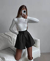 Женские мини юбка-шорты из эко-кожи на замши, черный и беж, свободные, с выточками Черный, M