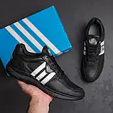 Чоловічі кросівки з натуральної шкіри з перфорацією у чорному кольорі з білими смужками, фото 7