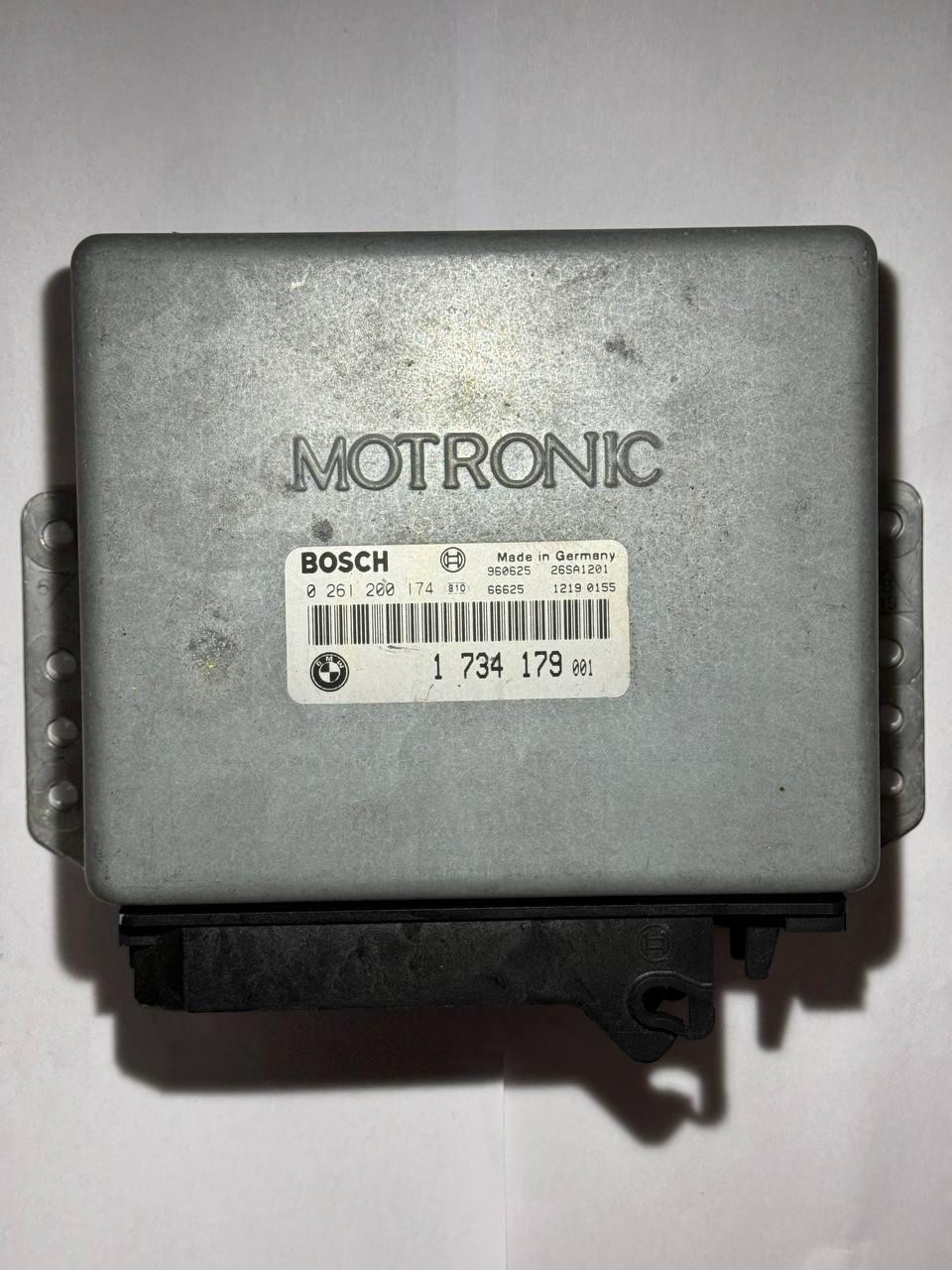 Електронний блок керування BMW Bosch 0 261 200 174 / 0261200174 / 1 734 179 / 1734179