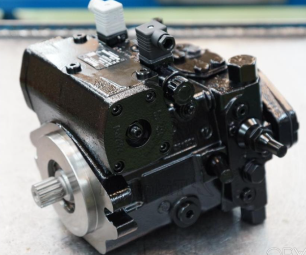 Гідростатичний двигун BHN1126