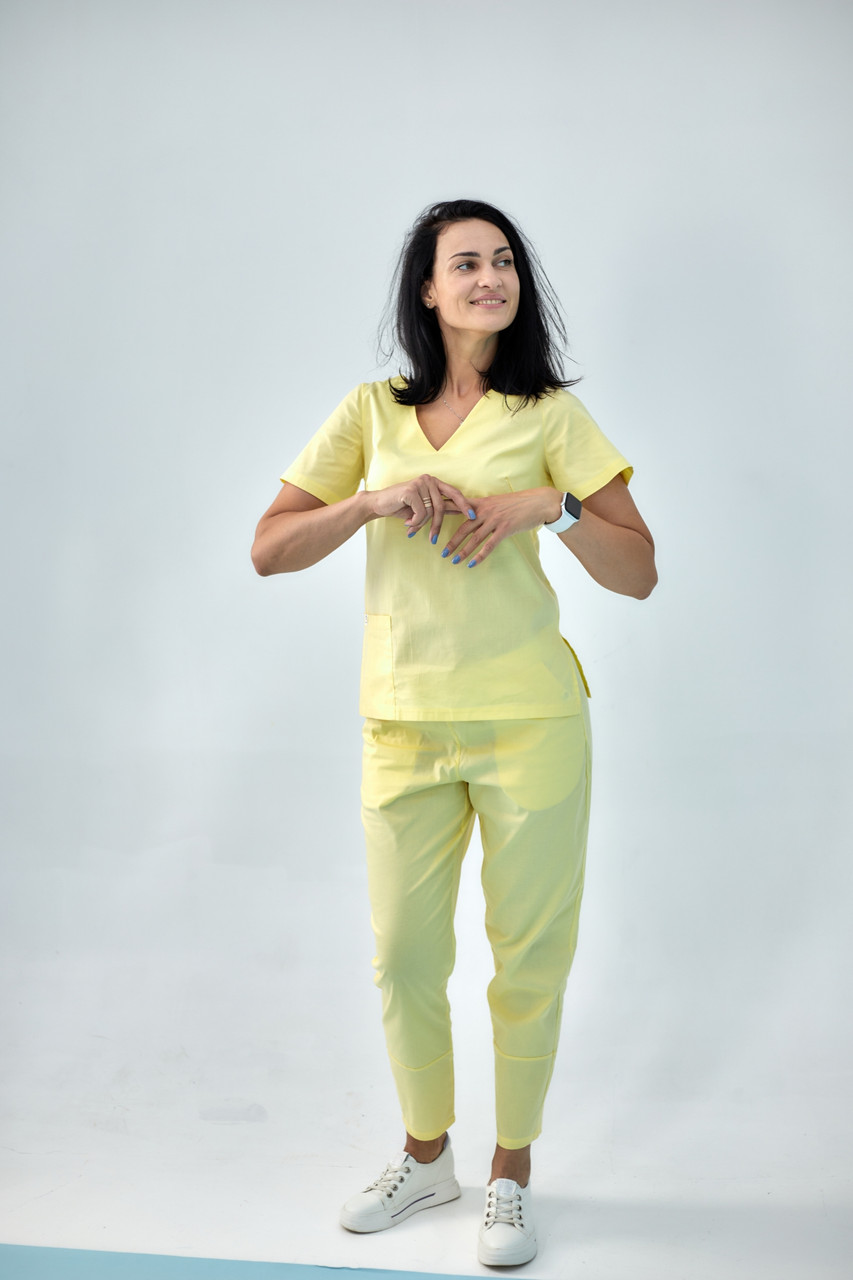 Медичні жіночі штани Мом з натуральної тканини поплін жовті, одяг для медперсоналу р.42