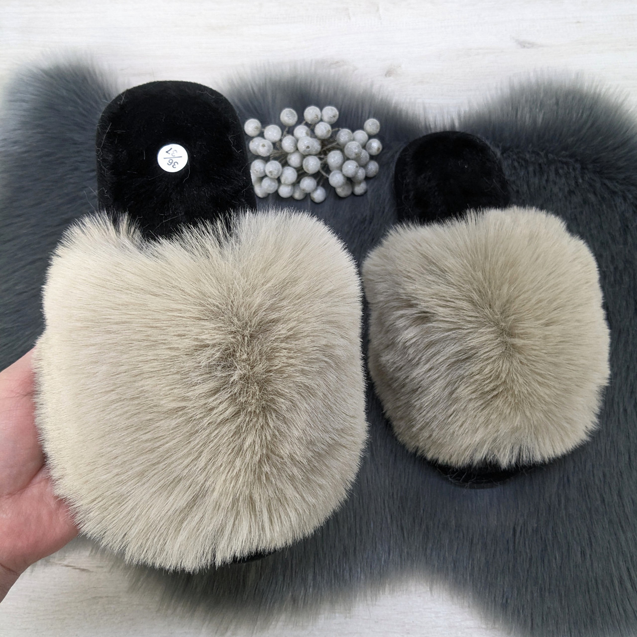 Тапочки хутряні жіночі бежеві з чорною устілкою 4440_2, фото 1