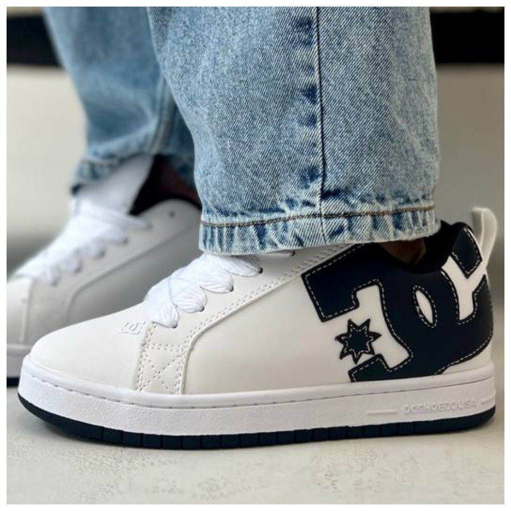 Жіночі кросівки DC Shoes Court Graffik White Black 300529, білі шкіряні кросівки дс корт графік