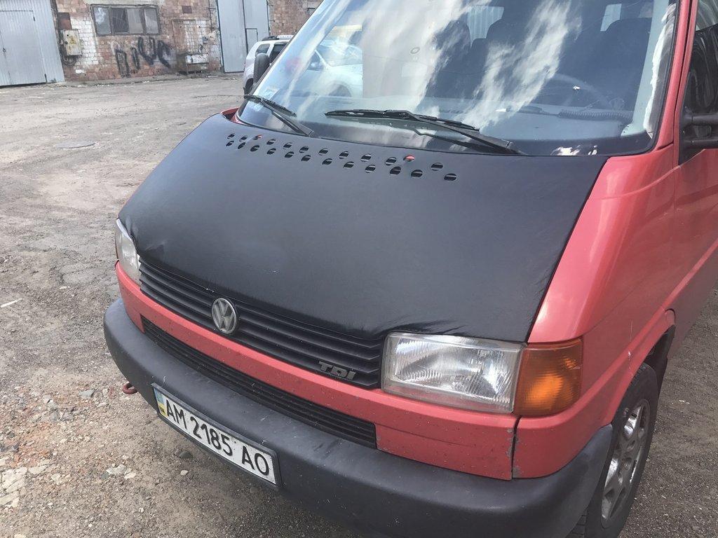 Чехол капота на прямой капот (кожазаменитель) для Volkswagen T4 Transporter AB - фото 1 - id-p2172144377