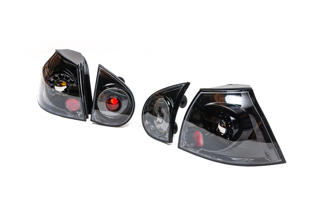 Задние фонари (2 шт, LED) для Volkswagen Golf 5 AB - фото 1 - id-p2172234723