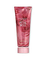 Лосьйон для тіла Victoria's Secret Fragrance Lotion PETAL BUZZ, 236 ml