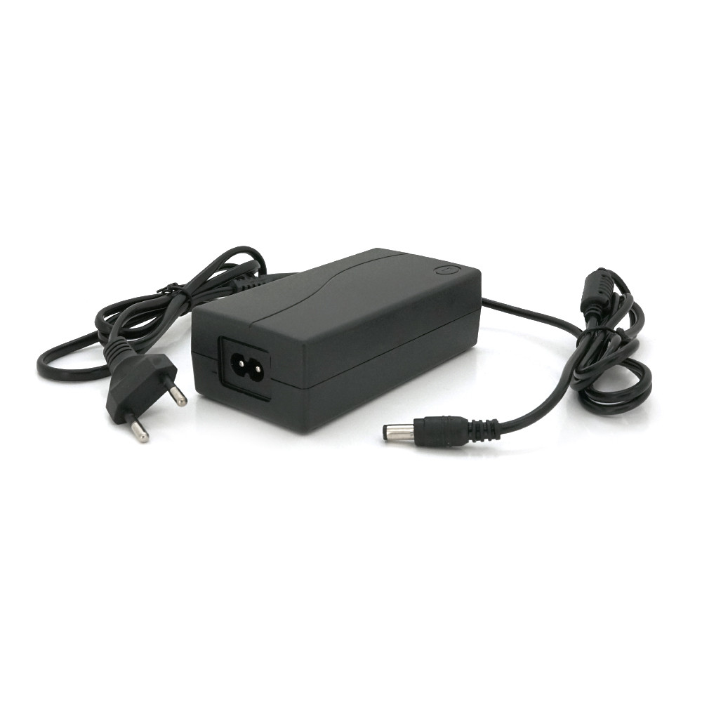 Імпульсний адаптер живлення YM-13530 13.5 V 3 А (40 Вт) штекер 5.5/2.5 довжина 0,9 м, фото 1