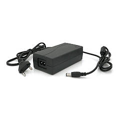 Імпульсний адаптер живлення YM-13530 13.5 V 3 А (40 Вт) штекер 5.5/2.5 довжина 0,9 м