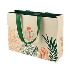 Пакети та листівки