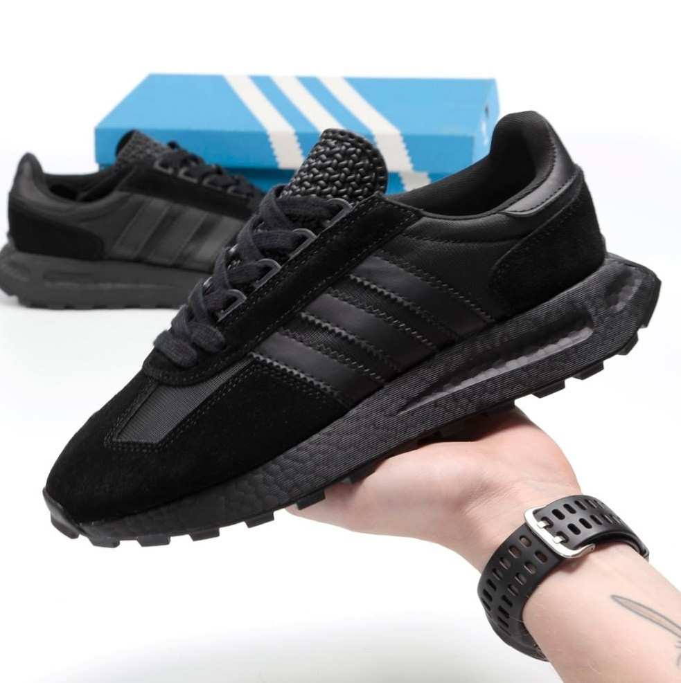 Кросівки чоловічі Adidas Retropy E5 весна-осінь замшеві чорні. Живе фото