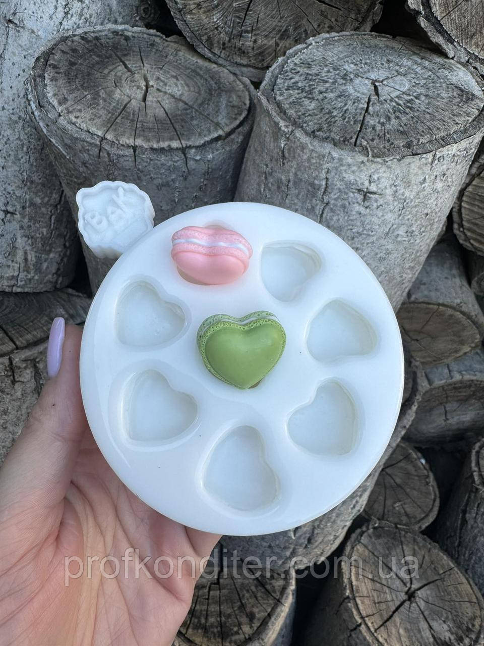 Ексклюзив. Силіконовий молд для шоколаду та ін "Набір міні МАКАРУН в вигляді серця (8 шт), фото 1