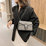 Жіноча класична сумка 6536 крос-боді з залізною підковою сіра, фото 2