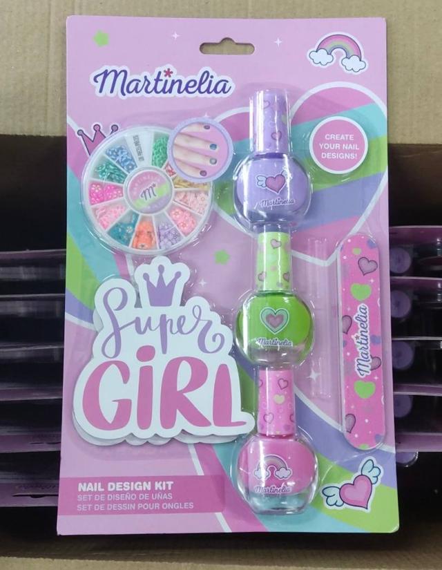 Палітра-гаманець Блискучі крилНабір для дизайну нігтів для манікюру лаки дитячі Martinelia Супер дівчина (11957)а Дитяча косметика Набір косметики Martinelia (12245) Набір для дизайну нігтів для манікюру лаки дитячі Martinelia Супер дівчина (11957)