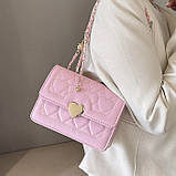 Жіноча класична сумка 1027 крос-боді на цепочці рожева, фото 5