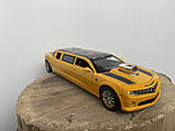 Модель автомобіля Chevrolet Camaro подовжена жовта, модель високої якості 1:32 зі сплаву, музика та світло, фото 10