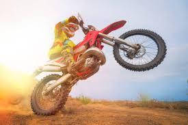 Камери та покришки для мотоцикла, скутера, мопеда ( різних розмірів )