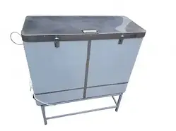 Воскотопка з електричним крапельним парогенератором на 20 рамок