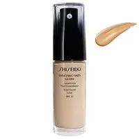 Shiseido, Synchro Skin Glow Luminizing Fluid Foundation, рідка основа, SPF 20, Golden 4, 30 мл (6850268)