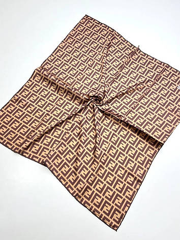 Шовкова брендова хустка Fendi 90*90 см коричнева ручна обробка краю, фото 3
