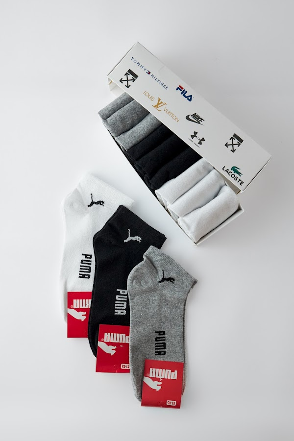 Чоловічі шкарпетки для спорту ШкарпеткиPuma з логотипом Спортивні шкарпетки пуму з потрійними смугами