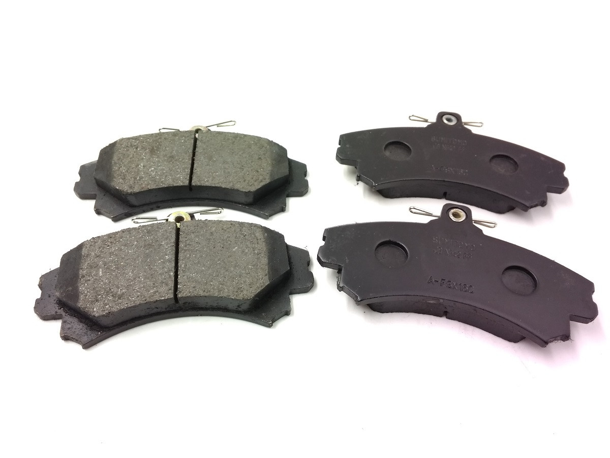 Колодки гальмівні передні 4605A734 Кольт