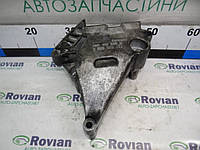 Кронштейн подушки двигателя правый Volkswagen CADDY 3 2004-2010 (Фольксваген Кадди), 03G199207A (БУ-263108)