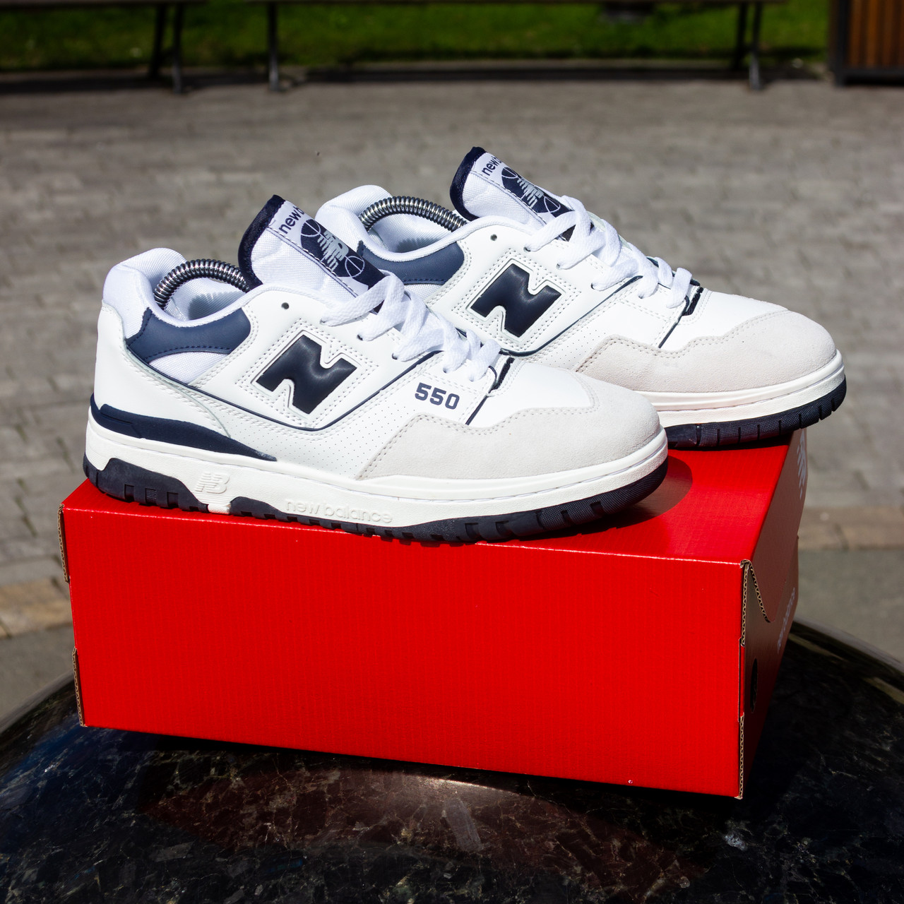 РОЗПРОДАЖ Чоловічі Кросівки New Balance 550 пісочні з білим