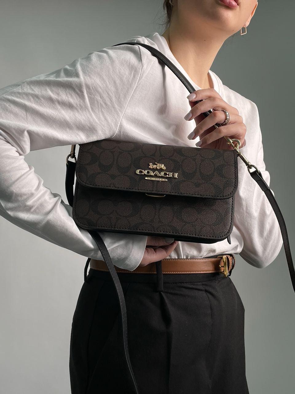Жіноча сумка Коуч коричнева Coach Brown Brynn Flap Crossbody In Signature Canvas