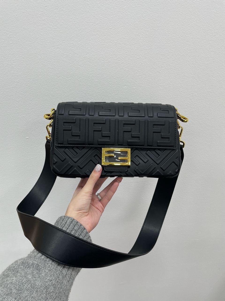 Жіноча сумка Фенди чорна Fendi Baguette Black Leather Bag, фото 1
