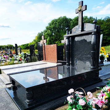 Європейський пам'ятник "Сакральна Монументальність" 1800*2200