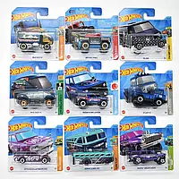 Машинка базовая Hot Wheels в ассортименте.