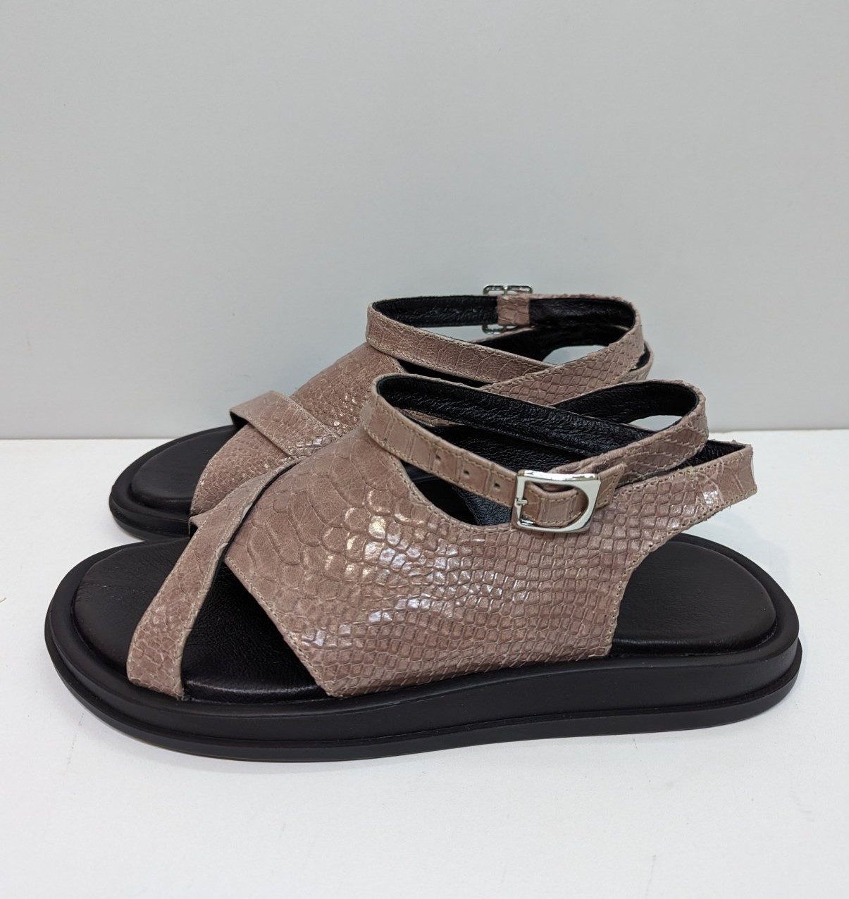 STTOPA Розміри 40-45. Босоніжки великих розмірів шкіряні. 422-4045 Пудра, фото 1