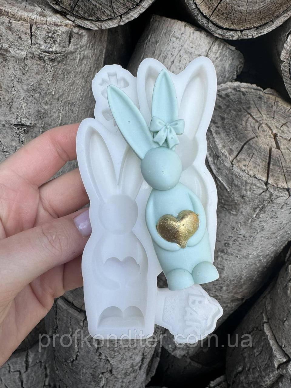 Ексклюзив. Силіконовий молд для шоколаду, мастіки, карамелі та ін "Зайчата з серцем 9см (однакові)", фото 1