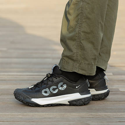 Чоловічі Кросівки Nike ACG Mountain Fly 2 Low Black White / Найк АСГ Моунтін Флай 2 Низькі Чорні з Білим, фото 1