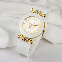 Женские стильные наручные часы с качественным силиконовым ремешком и циферблатом МК , белый цвет