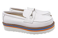 Туфлі-лофери жіночі з натуральної шкіри на низькому ходу колір Білий Grossi 225-21DTC 39 UL, код: 7435629
