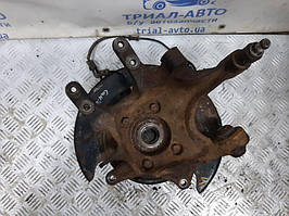 Цапфа задня ліва зі ступицею Hyundai